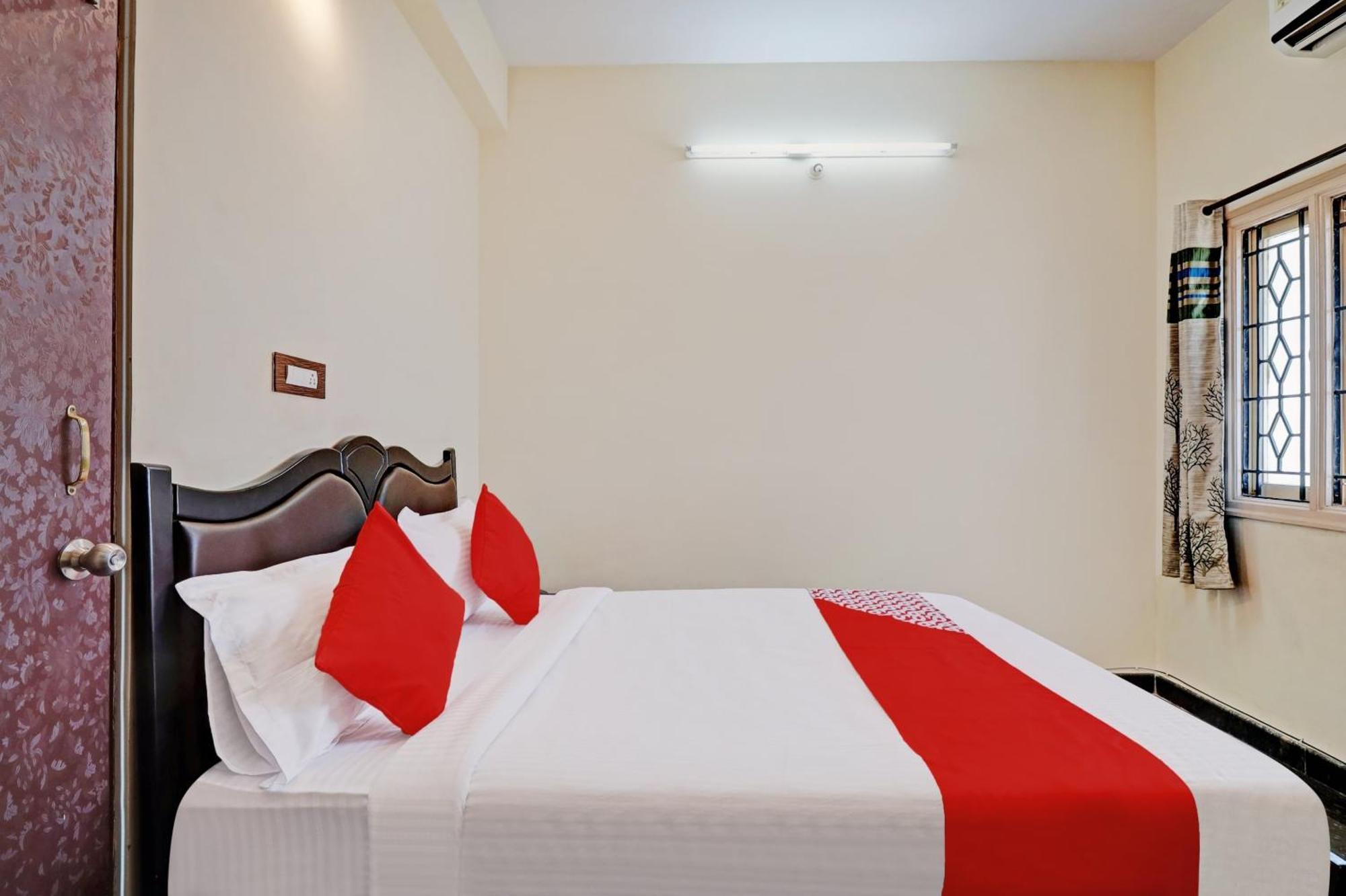 Hotel O Blooms Inn Бангалор Екстериор снимка